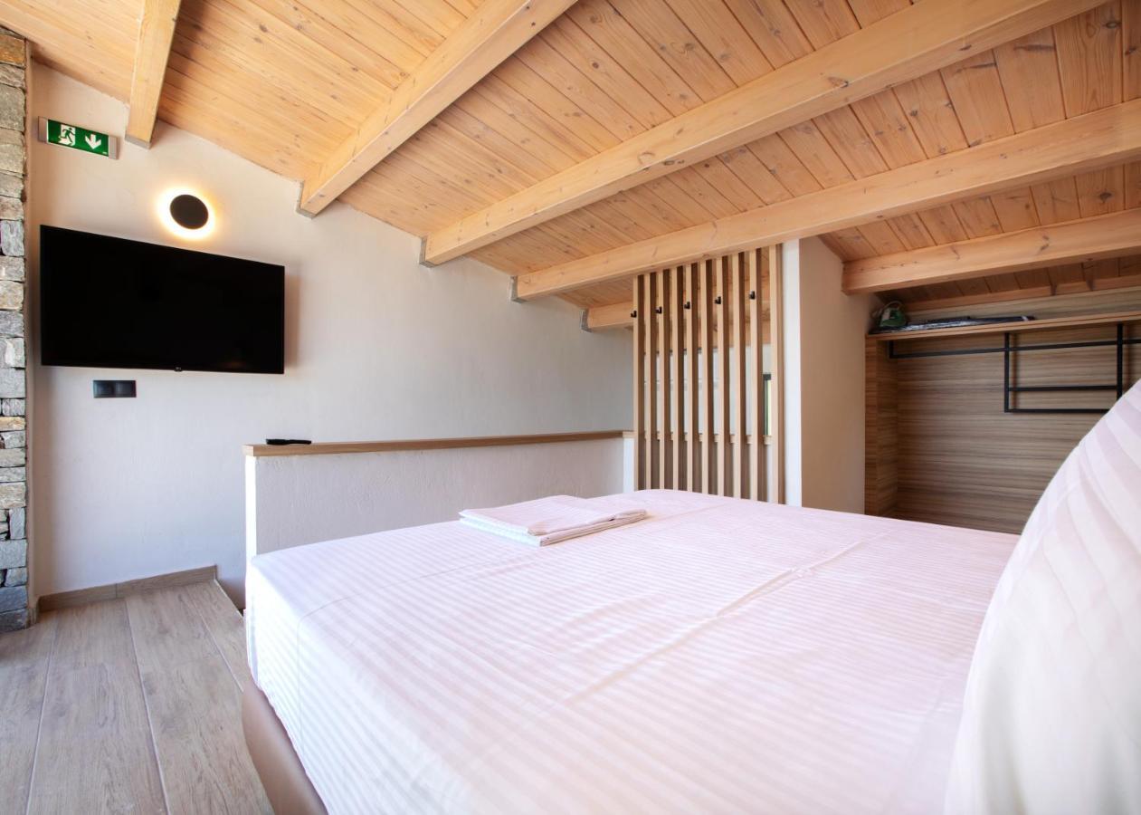 Casa Del Olivar Develikia Bagian luar foto